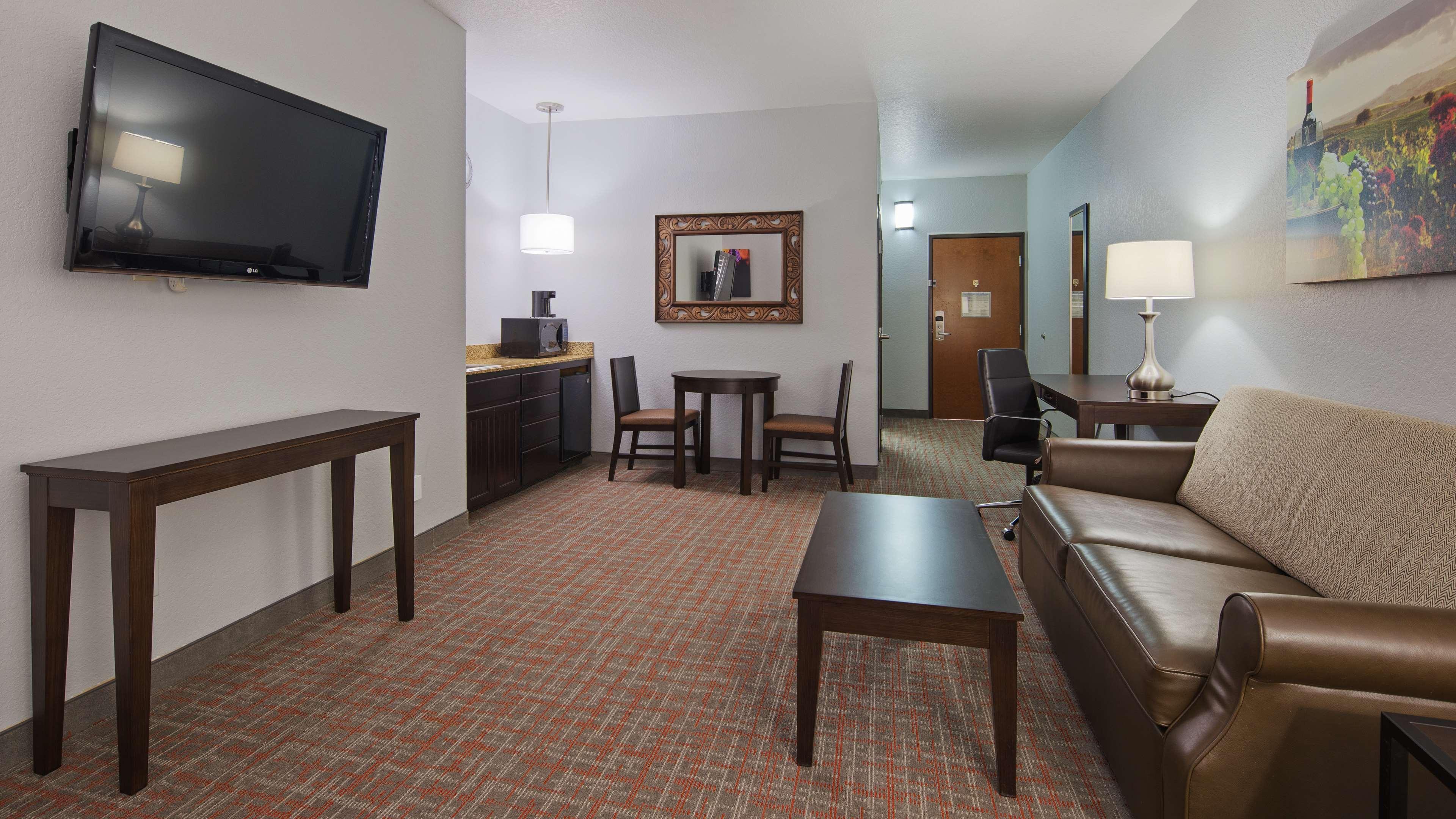 Best Western Plus Fredericksburg Eksteriør bilde